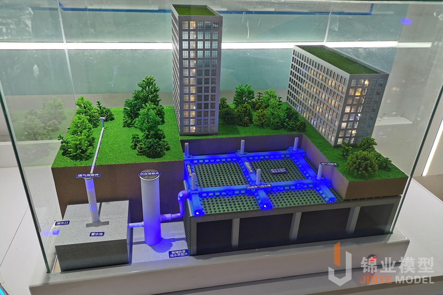 大型建筑屋顶虹吸排水原理模型实拍图片